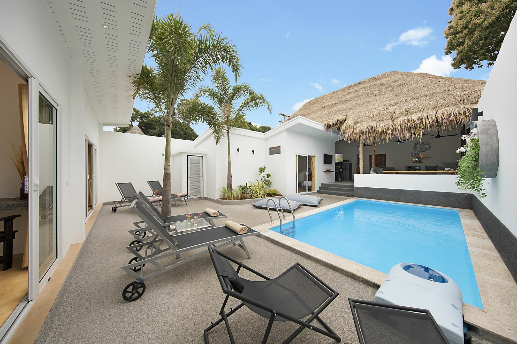 Aditaya Pool Beach Villas Бофут Екстериор снимка